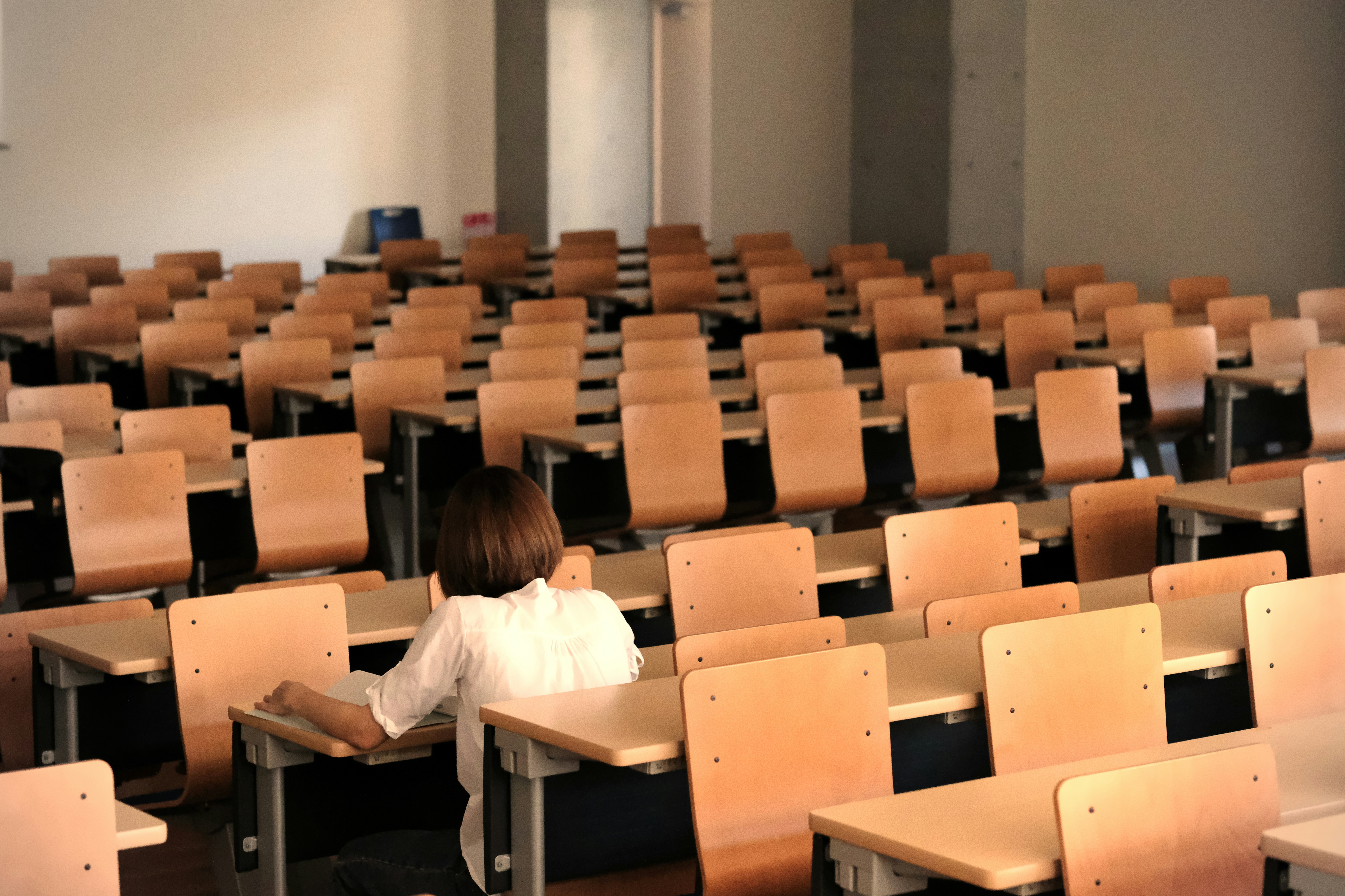 All you need to know about the Listening or 'luisteren' part of the Dutch civic integration exam-het inburgeringsexamen.